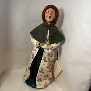Byers Choice WILLIAMSBURG Colonial Caroler Women 1998 Tags